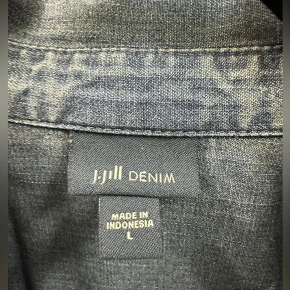 J Jill Denim Shirt - Picture 3 of 4